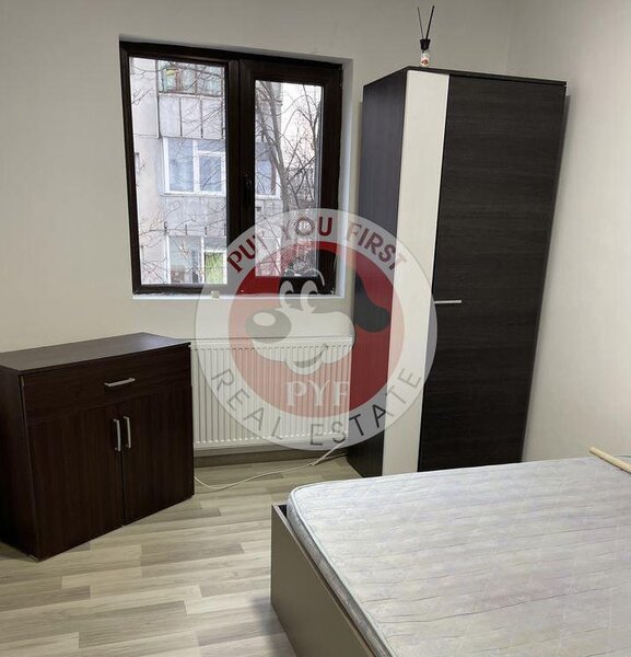 Malcoci | Apartament 3 camere | 85mp | semidecomandat | B8907